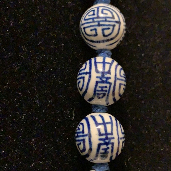 Blue and White Hand-knotted Ceramic Beads Necklace - Picture 3 of 5